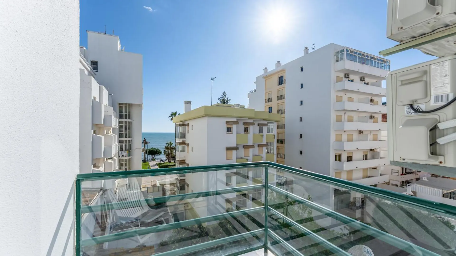 Summer Getaway 1Br Flat Armacao Pera By Lovelystay Armacao de Pera Portugal
