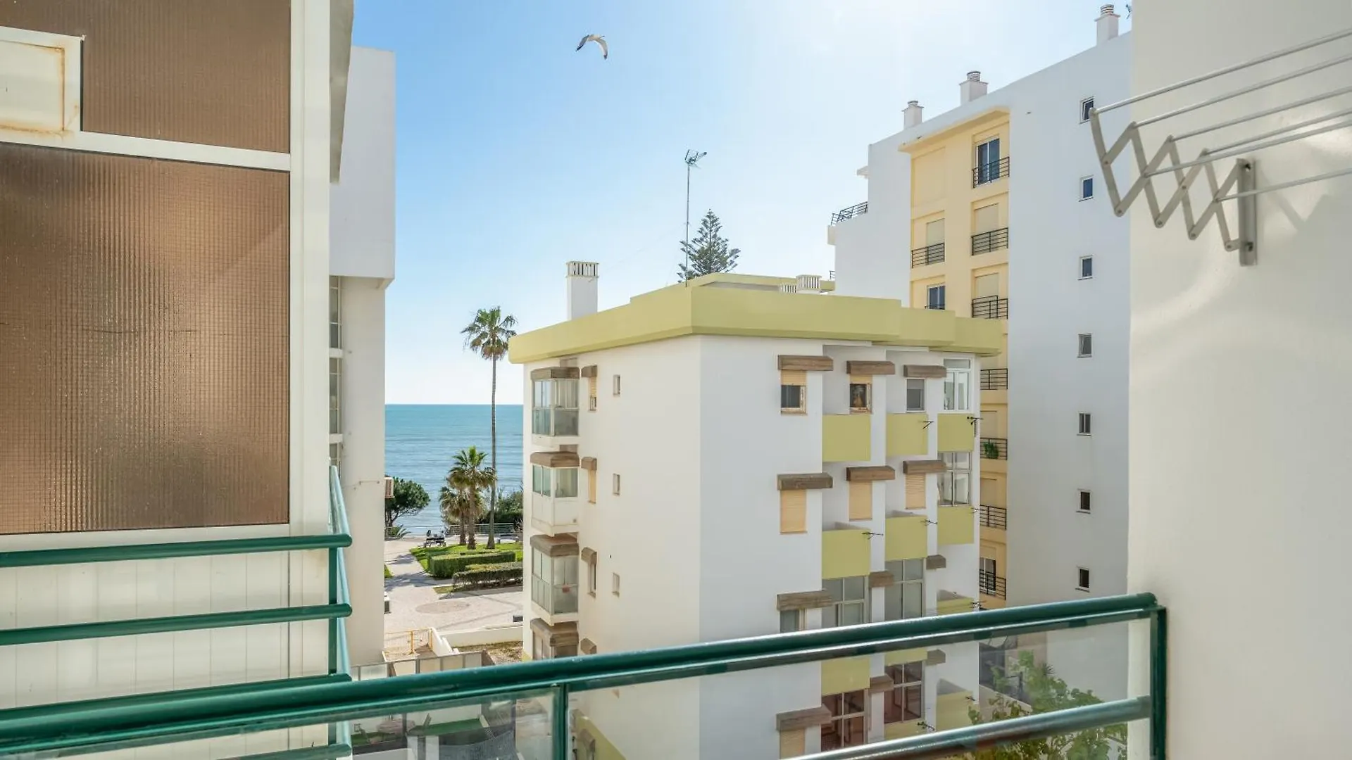 Summer Getaway 1Br Flat Armacao Pera By Lovelystay Armacao de Pera 0*,  Portugal