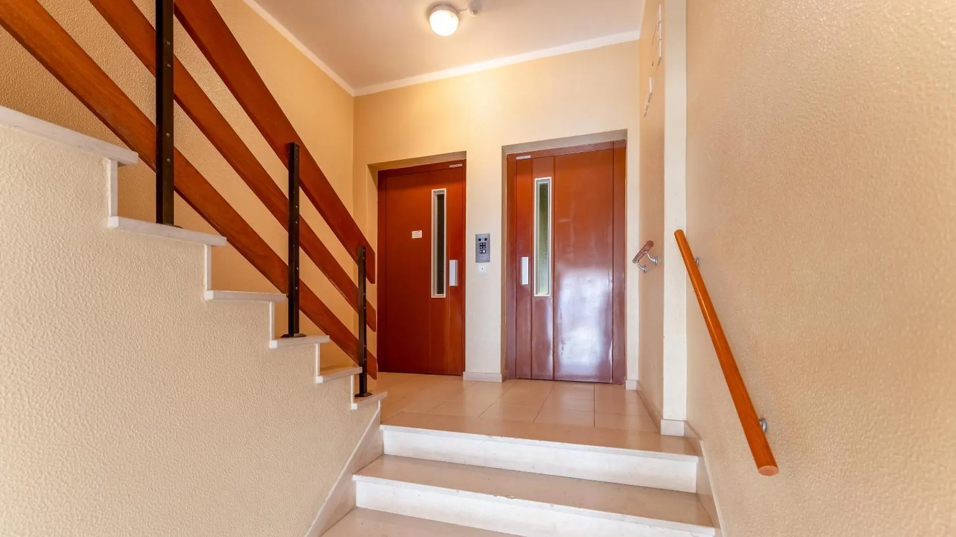 Apartment Summer Getaway 1Br Flat Armacao Pera By Lovelystay Armacao de Pera