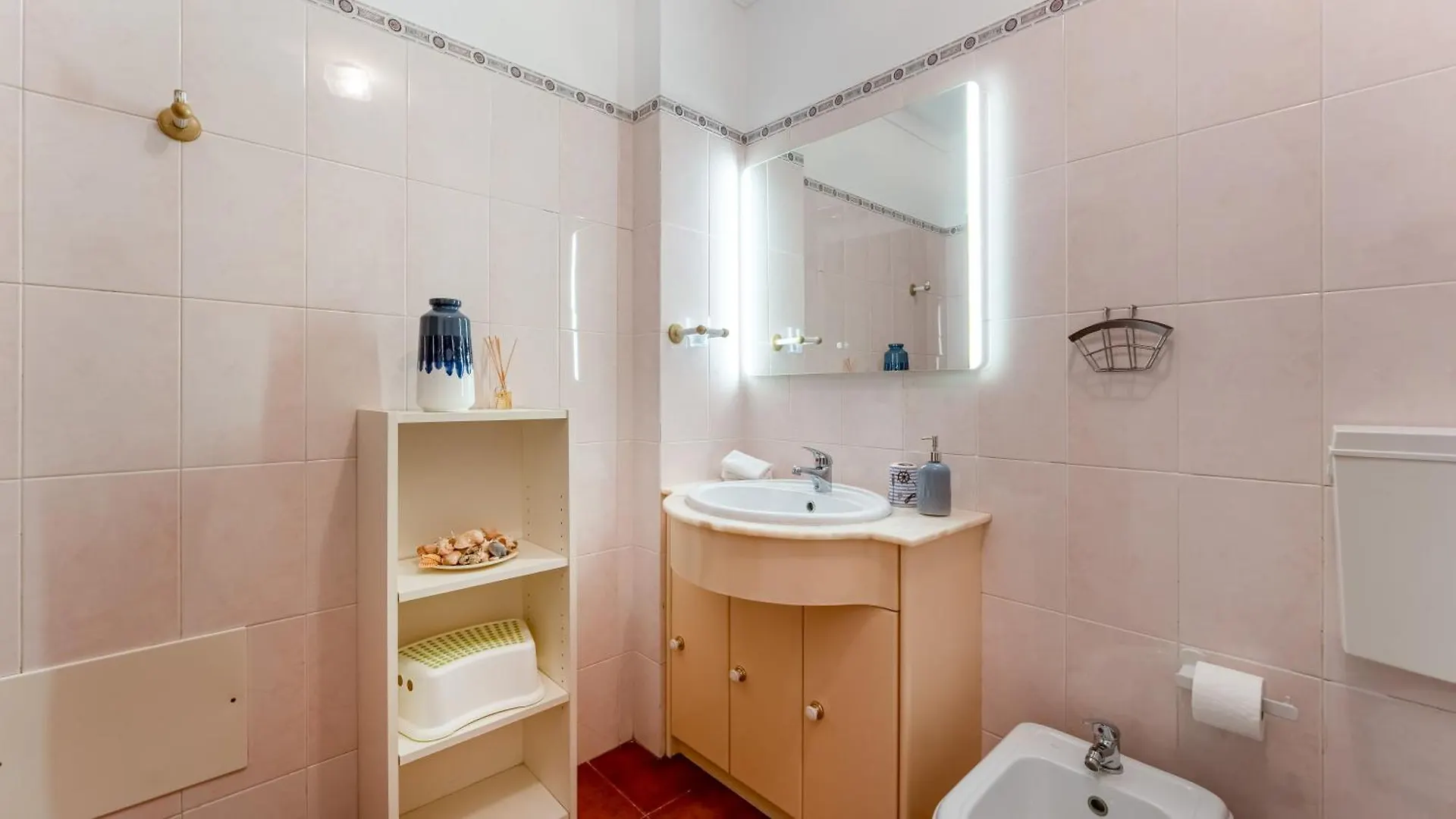 Summer Getaway 1Br Flat Armacao Pera By Lovelystay Armacao de Pera Apartment